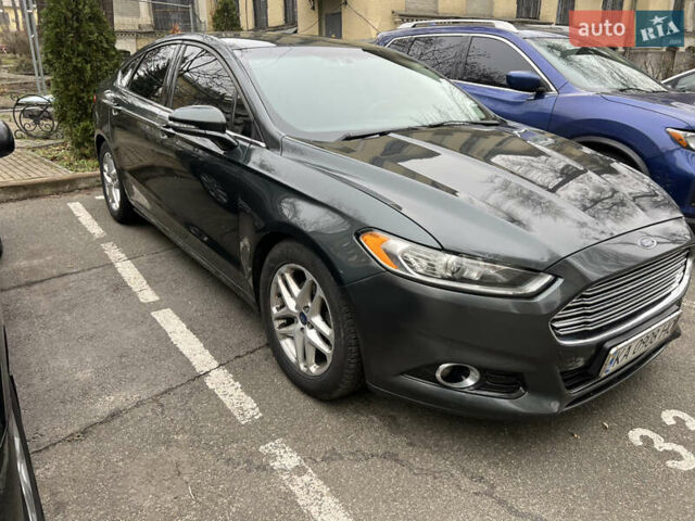 Серый Форд Фьюжн, объемом двигателя 2.49 л и пробегом 191 тыс. км за 9300 $, фото 2 на Automoto.ua