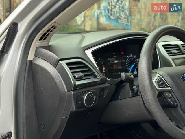 Серый Форд Фьюжн, объемом двигателя 2.5 л и пробегом 270 тыс. км за 8890 $, фото 22 на Automoto.ua