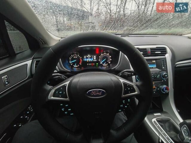 Серый Форд Фьюжн, объемом двигателя 2.49 л и пробегом 180 тыс. км за 9999 $, фото 37 на Automoto.ua