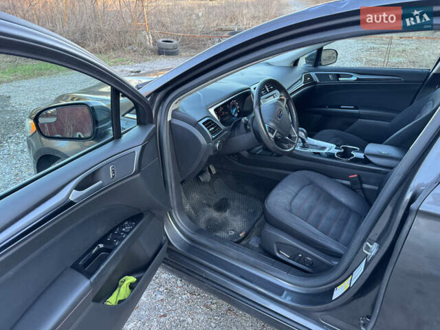 Сірий Форд Фьюжен, об'ємом двигуна 1.5 л та пробігом 248 тис. км за 7900 $, фото 35 на Automoto.ua
