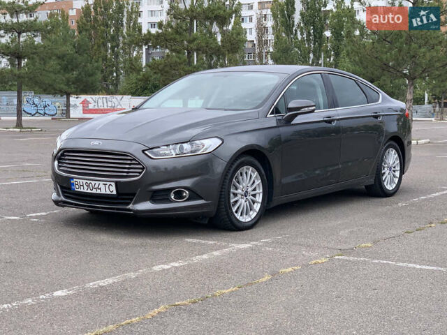 Сірий Форд Фьюжен, об'ємом двигуна 1.5 л та пробігом 130 тис. км за 9700 $, фото 2 на Automoto.ua