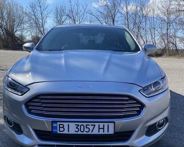 Серый Форд Фьюжн, объемом двигателя 2 л и пробегом 200 тыс. км за 10900 $, фото 5 на Automoto.ua