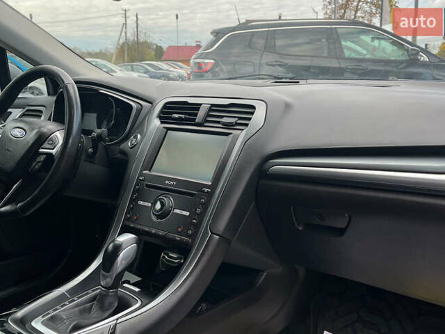 Форд Фьюжн 2015 в Коломые на Automoto.ua Серый Форд Фьюжн, объемом двигателя 2 л и пробегом 165 тыс. км за 10500 $, фото 16 на Automoto.ua