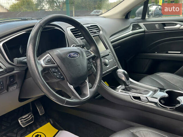 Форд Фьюжн 2015 в Коломые на Automoto.ua Серый Форд Фьюжн, объемом двигателя 2 л и пробегом 165 тыс. км за 10500 $, фото 7 на Automoto.ua