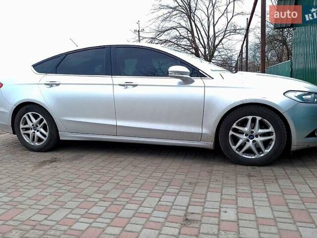 Серый Форд Фьюжн, объемом двигателя 2.5 л и пробегом 228 тыс. км за 9500 $, фото 3 на Automoto.ua