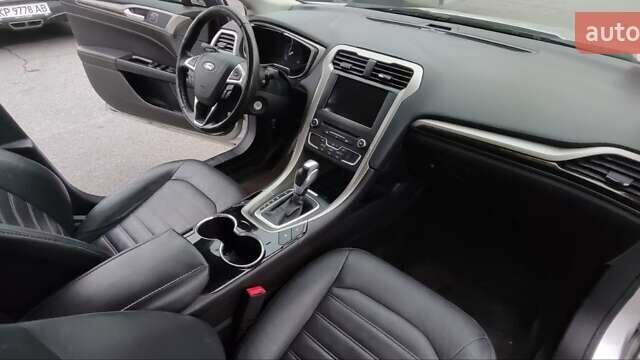 Серый Форд Фьюжн, объемом двигателя 2 л и пробегом 343 тыс. км за 6990 $, фото 10 на Automoto.ua