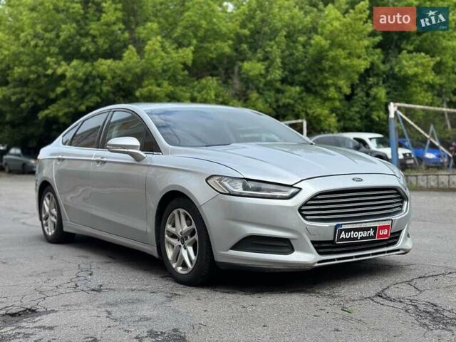 Серый Форд Фьюжн, объемом двигателя 2.5 л и пробегом 270 тыс. км за 8890 $, фото 5 на Automoto.ua