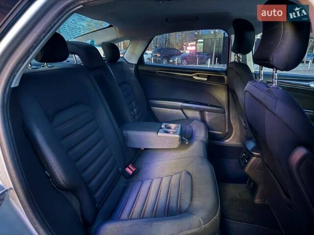 Серый Форд Фьюжн, объемом двигателя 2.49 л и пробегом 171 тыс. км за 12490 $, фото 10 на Automoto.ua