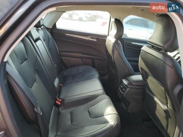 Форд Фьюжен 2015 у Львові на Automoto.ua Сірий Форд Фьюжен, об'ємом двигуна 2 л та пробігом 104 тис. км за 2500 $, фото 9 на Automoto.ua
