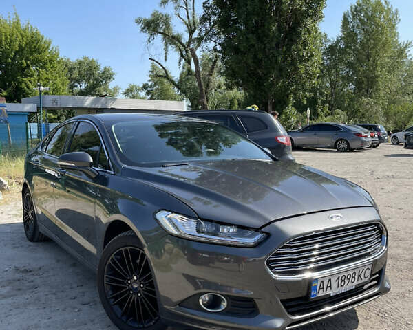 Сірий Форд Фьюжен, об'ємом двигуна 2 л та пробігом 129 тис. км за 12000 $, фото 9 на Automoto.ua