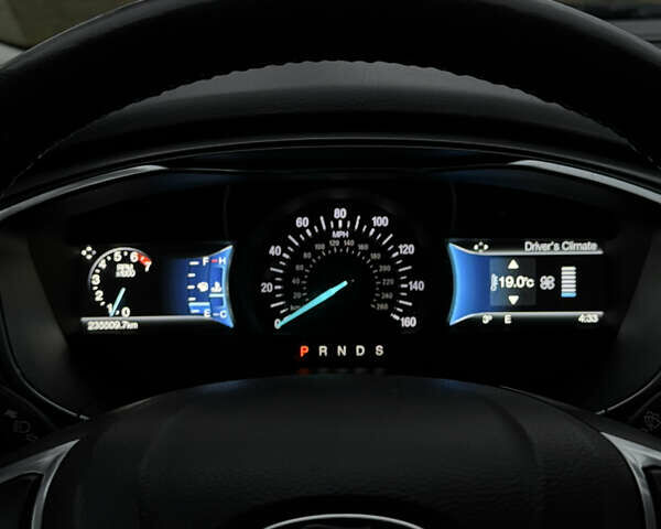 Сірий Форд Фьюжен, об'ємом двигуна 2 л та пробігом 235 тис. км за 12200 $, фото 15 на Automoto.ua