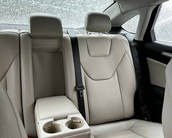 Серый Форд Фьюжн, объемом двигателя 2 л и пробегом 220 тыс. км за 11200 $, фото 11 на Automoto.ua