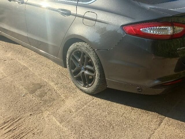 Серый Форд Фьюжн, объемом двигателя 2.5 л и пробегом 162 тыс. км за 10000 $, фото 13 на Automoto.ua