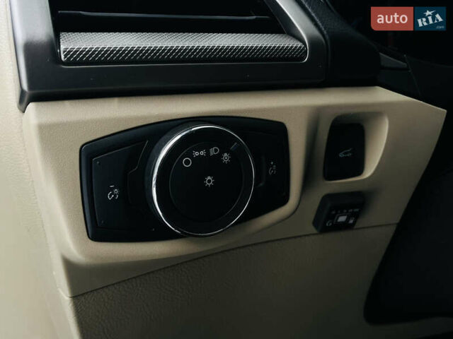 Серый Форд Фьюжн, объемом двигателя 2.5 л и пробегом 239 тыс. км за 9300 $, фото 21 на Automoto.ua