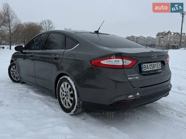 Сірий Форд Фьюжен, об'ємом двигуна 2.5 л та пробігом 233 тис. км за 7200 $, фото 5 на Automoto.ua