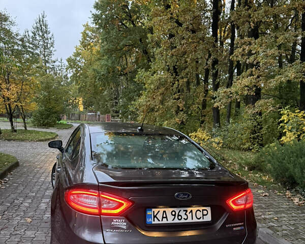 Сірий Форд Фьюжен, об'ємом двигуна 2 л та пробігом 101 тис. км за 11200 $, фото 30 на Automoto.ua