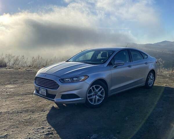 Серый Форд Фьюжн, объемом двигателя 2.5 л и пробегом 166 тыс. км за 9600 $, фото 7 на Automoto.ua