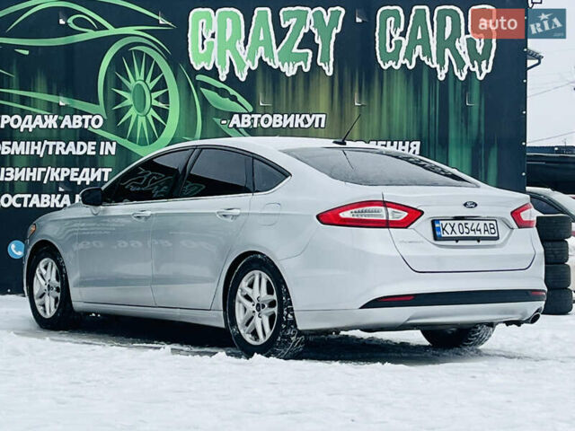 Серый Форд Фьюжн, объемом двигателя 2.5 л и пробегом 239 тыс. км за 9300 $, фото 7 на Automoto.ua