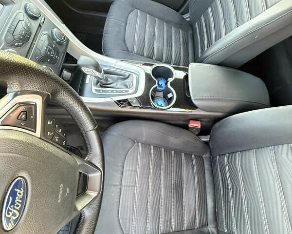 Сірий Форд Фьюжен, об'ємом двигуна 2.49 л та пробігом 214 тис. км за 9500 $, фото 11 на Automoto.ua