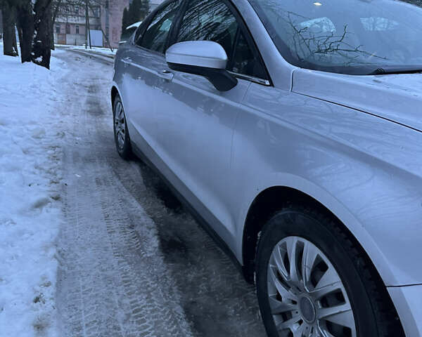 Сірий Форд Фьюжен, об'ємом двигуна 2.5 л та пробігом 202 тис. км за 10500 $, фото 3 на Automoto.ua