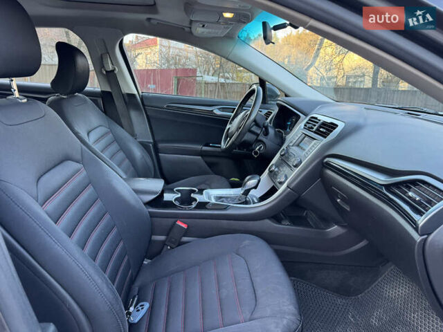 Сірий Форд Фьюжен, об'ємом двигуна 1.5 л та пробігом 248 тис. км за 7900 $, фото 31 на Automoto.ua