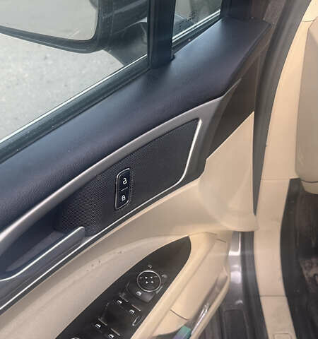 Сірий Форд Фьюжен, об'ємом двигуна 2 л та пробігом 138 тис. км за 11200 $, фото 15 на Automoto.ua