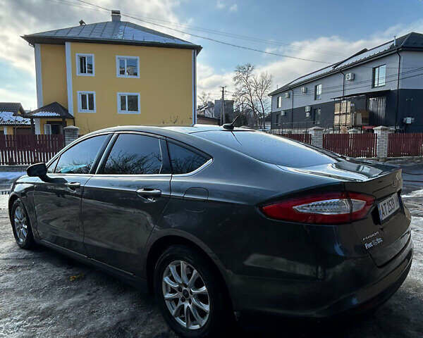 Серый Форд Фьюжн, объемом двигателя 2.5 л и пробегом 235 тыс. км за 7999 $, фото 5 на Automoto.ua