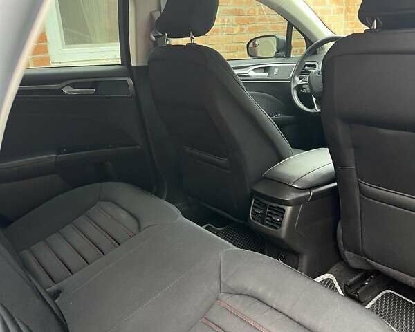 Сірий Форд Фьюжен, об'ємом двигуна 2.49 л та пробігом 205 тис. км за 10900 $, фото 7 на Automoto.ua