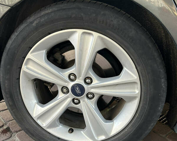 Серый Форд Фьюжн, объемом двигателя 2.49 л и пробегом 255 тыс. км за 9700 $, фото 7 на Automoto.ua