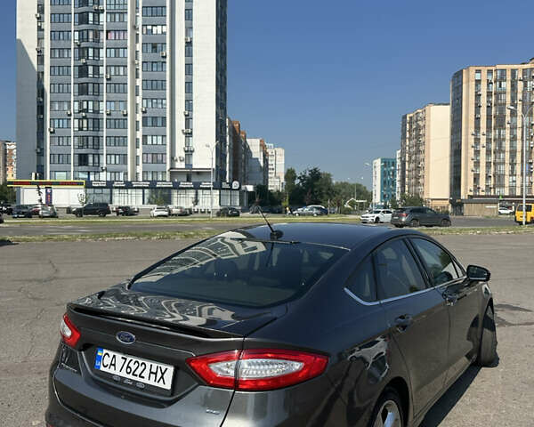 Сірий Форд Фьюжен, об'ємом двигуна 2.5 л та пробігом 140 тис. км за 11000 $, фото 2 на Automoto.ua