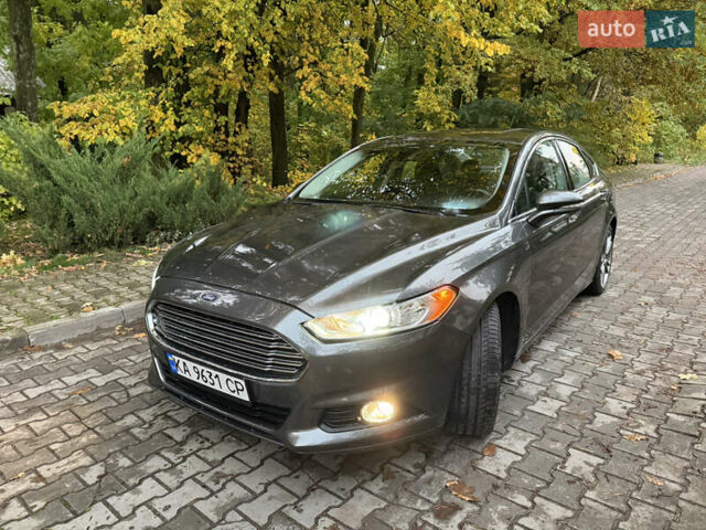 Сірий Форд Фьюжен, об'ємом двигуна 2 л та пробігом 101 тис. км за 11200 $, фото 21 на Automoto.ua