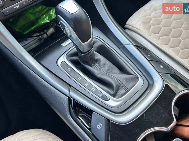 Сірий Форд Фьюжен, об'ємом двигуна 2 л та пробігом 167 тис. км за 14500 $, фото 21 на Automoto.ua