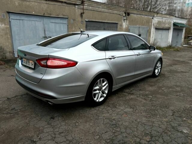 Серый Форд Фьюжн, объемом двигателя 2.5 л и пробегом 150 тыс. км за 9300 $, фото 5 на Automoto.ua