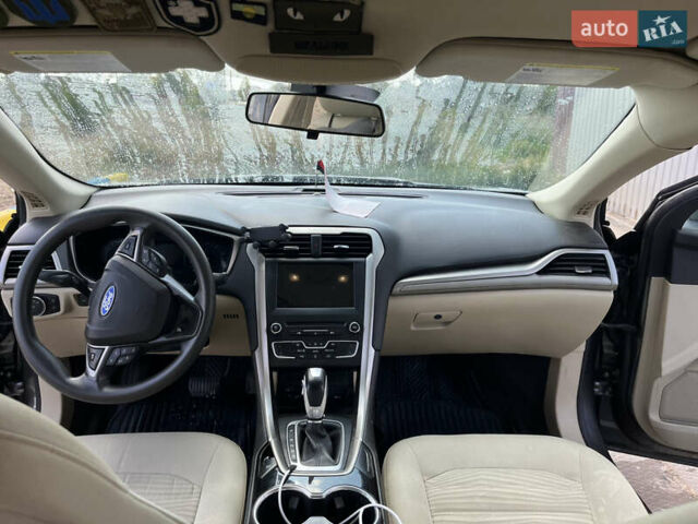 Сірий Форд Фьюжен, об'ємом двигуна 2.5 л та пробігом 265 тис. км за 10300 $, фото 9 на Automoto.ua