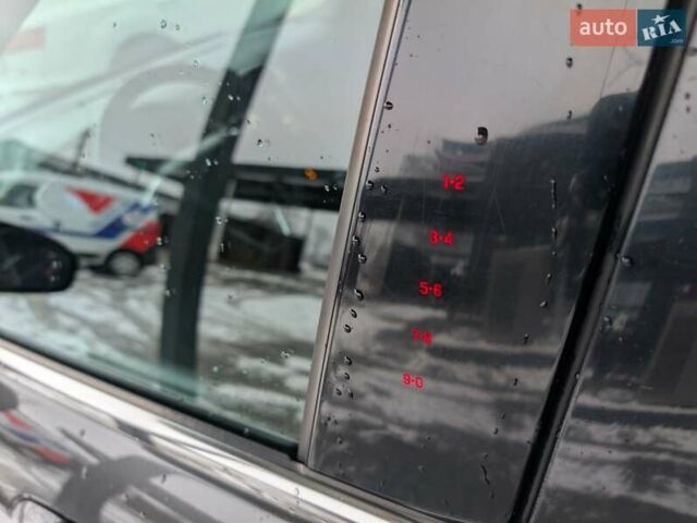 Сірий Форд Фьюжен, об'ємом двигуна 0 л та пробігом 165 тис. км за 10300 $, фото 24 на Automoto.ua