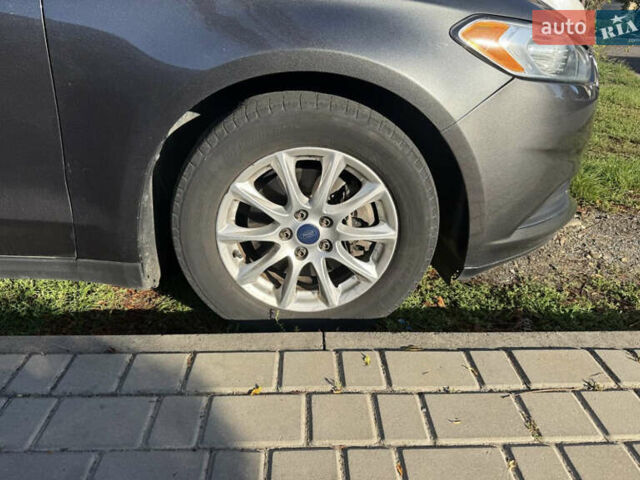 Сірий Форд Фьюжен, об'ємом двигуна 2.49 л та пробігом 233 тис. км за 7200 $, фото 20 на Automoto.ua