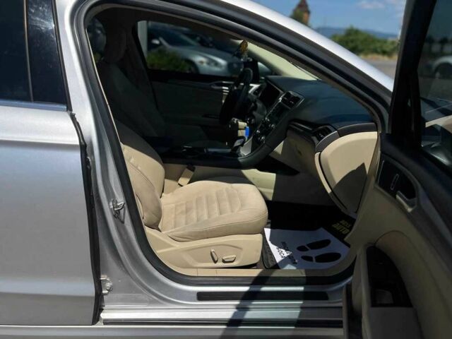 Серый Форд Фьюжн, объемом двигателя 2.5 л и пробегом 285 тыс. км за 9900 $, фото 12 на Automoto.ua