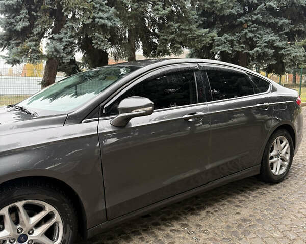 Серый Форд Фьюжн, объемом двигателя 2.5 л и пробегом 127 тыс. км за 10700 $, фото 2 на Automoto.ua