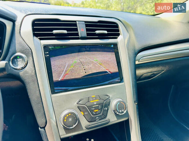 Серый Форд Фьюжн, объемом двигателя 2.5 л и пробегом 159 тыс. км за 10700 $, фото 14 на Automoto.ua