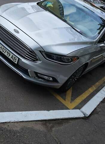 Серый Форд Фьюжн, объемом двигателя 2 л и пробегом 280 тыс. км за 13200 $, фото 3 на Automoto.ua