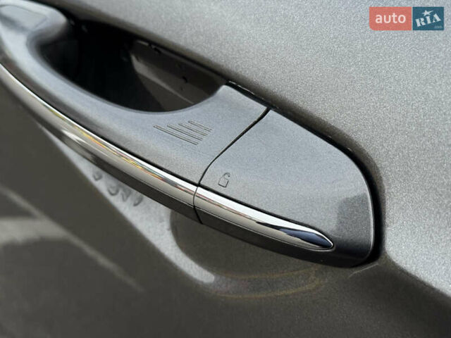 Серый Форд Фьюжн, объемом двигателя 1.5 л и пробегом 237 тыс. км за 10500 $, фото 7 на Automoto.ua