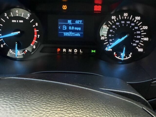 Серый Форд Фьюжн, объемом двигателя 2.5 л и пробегом 105 тыс. км за 11000 $, фото 4 на Automoto.ua