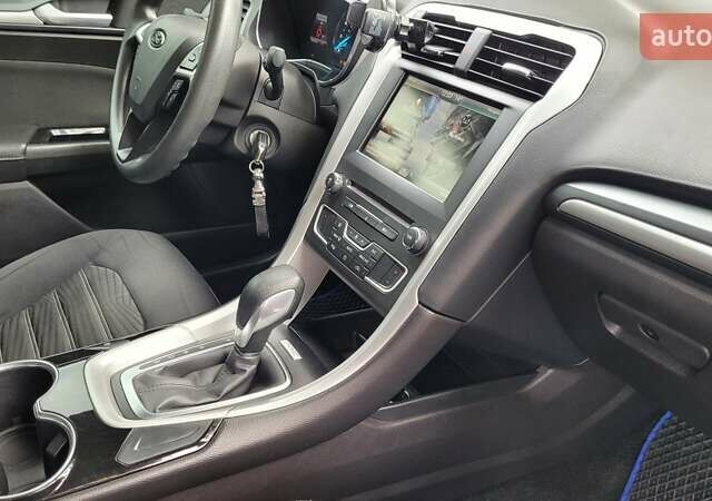 Сірий Форд Фьюжен, об'ємом двигуна 2.5 л та пробігом 128 тис. км за 9500 $, фото 18 на Automoto.ua