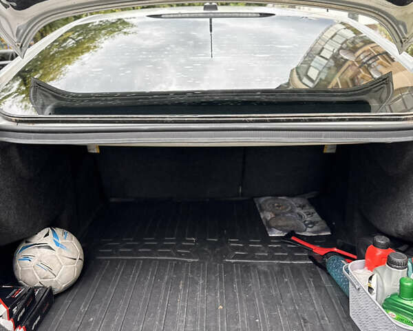 Серый Форд Фьюжн, объемом двигателя 2 л и пробегом 162 тыс. км за 11000 $, фото 33 на Automoto.ua