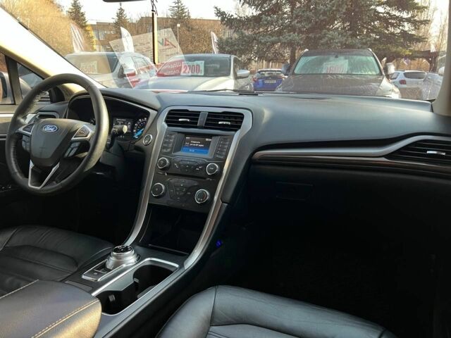 Сірий Форд Фьюжен, об'ємом двигуна 2 л та пробігом 200 тис. км за 10900 $, фото 17 на Automoto.ua