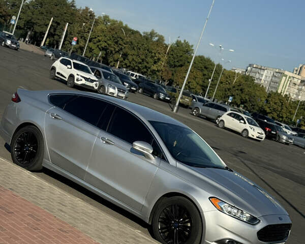 Сірий Форд Фьюжен, об'ємом двигуна 2 л та пробігом 140 тис. км за 11499 $, фото 14 на Automoto.ua