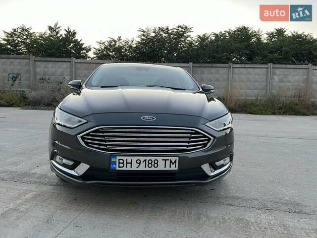 Форд Фьюжн 2016 в Одессе на Automoto.ua Серый Форд Фьюжн, объемом двигателя 2 л и пробегом 143 тыс. км за 15500 $, фото 1 на Automoto.ua