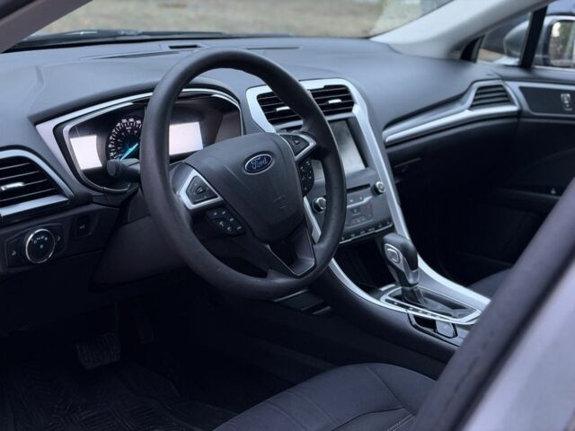 Сірий Форд Фьюжен, об'ємом двигуна 2.5 л та пробігом 249 тис. км за 8999 $, фото 20 на Automoto.ua