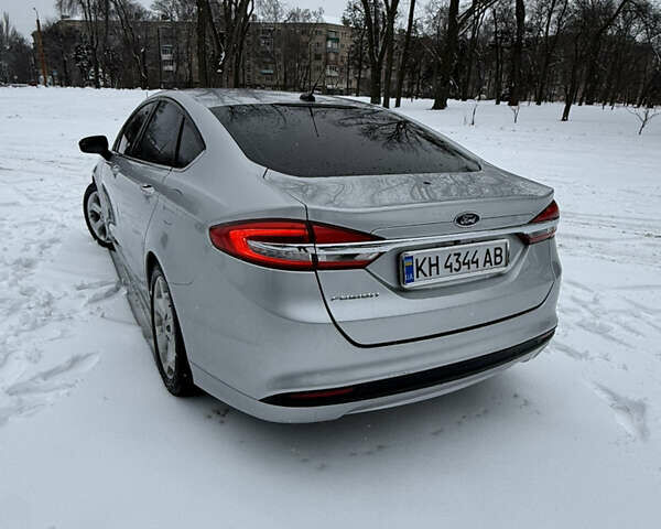 Сірий Форд Фьюжен, об'ємом двигуна 2.49 л та пробігом 105 тис. км за 12000 $, фото 3 на Automoto.ua