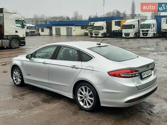 Серый Форд Фьюжн, объемом двигателя 0 л и пробегом 73 тыс. км за 15700 $, фото 4 на Automoto.ua